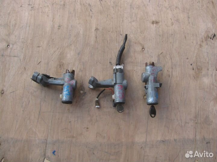 Замок зажигания Nissan Maxima Cefiro Almera N15