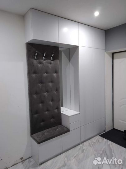 Шкаф распашной