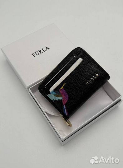 Кошелек Furla – идеальный аксессуар для успешных женщин и мужчин