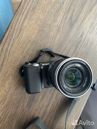 Беззеркальный цифровой аппарат Sony Alpha NEX-5