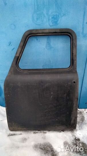 Дверь левая передняя газ-53