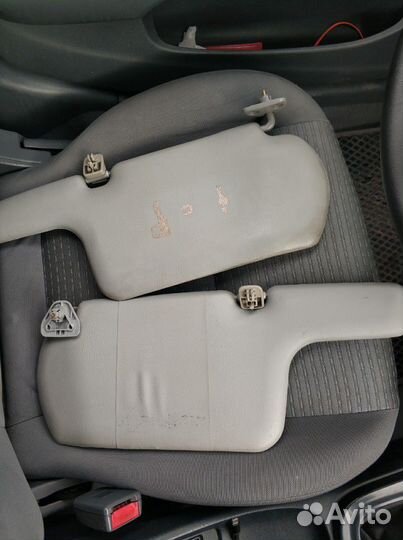 Козырьки nissan almera classic