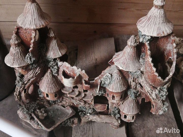 Замки в аквариум