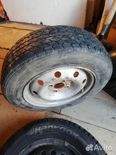 Продам 3 колеса, 2-зимние R15, и одно-лето R14