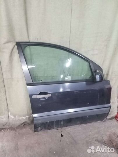 Дверь передняя правая Ford Fusion