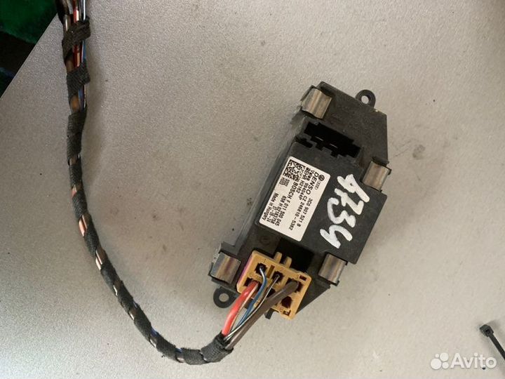 Резистор отопителя Volkswagen Passat B6 3C2 cgya