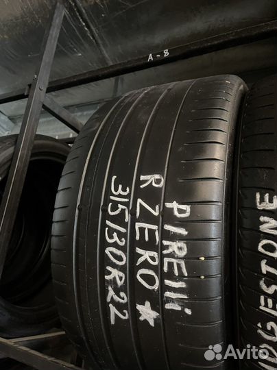 Pirelli P Zero PZ4 315/30 R22