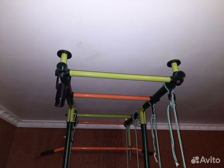 Детская шведская стенка с турником