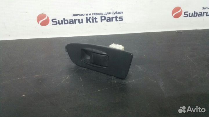 Кнопки стеклоподъемника задние левые Subaru