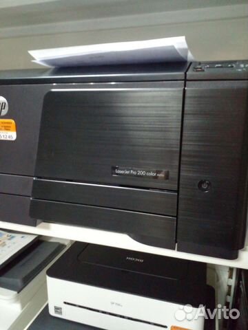 Цвет лазер принтер Hр 251n + картриджи гарантия