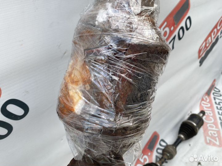 Infiniti QX80 коллектор выпускной