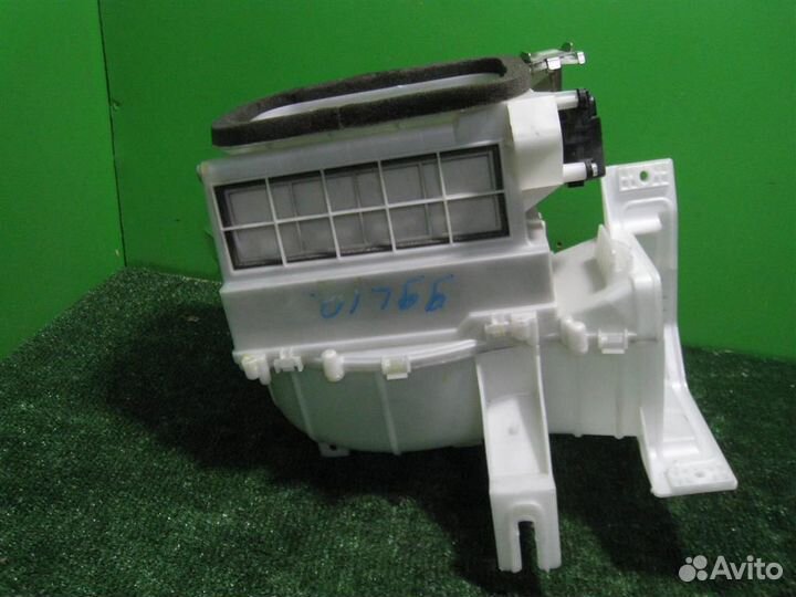 Корпус вентилятора Honda FR-V (BE1) 2006