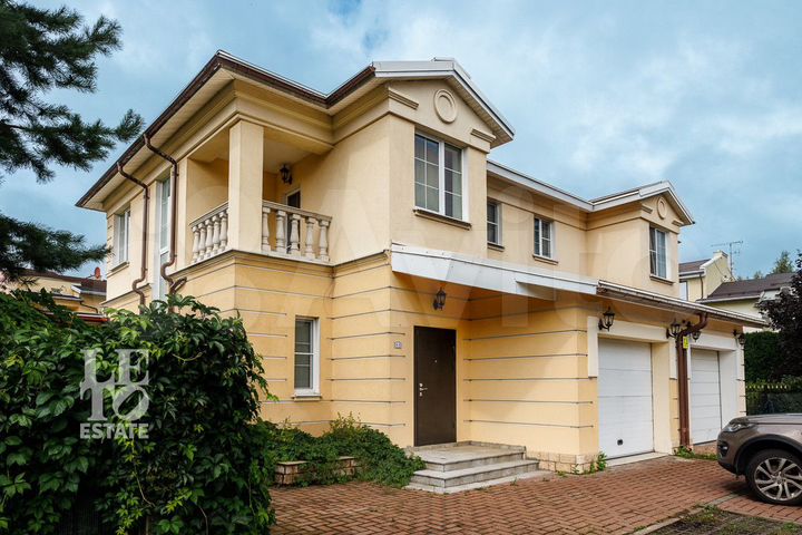 Таунхаус 140 м² на участке 3 сот.