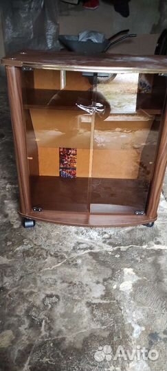 Тумба под телевизор