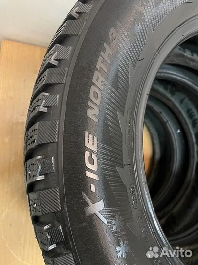 Michelin X-Ice North 3 215/65 R16 102T