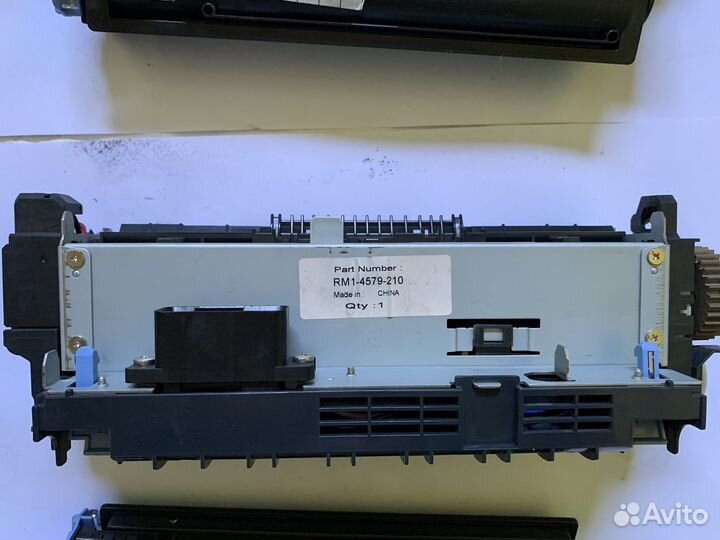 Картриджи и Узел закрепление в сбора: RM1-4579-210