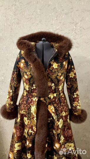 Пошив пальто из павлопосадских платков на заказ