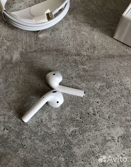 Airpods 2