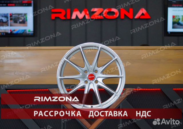 Литые диски Rays R17 на Rio, Solaris, Vesta