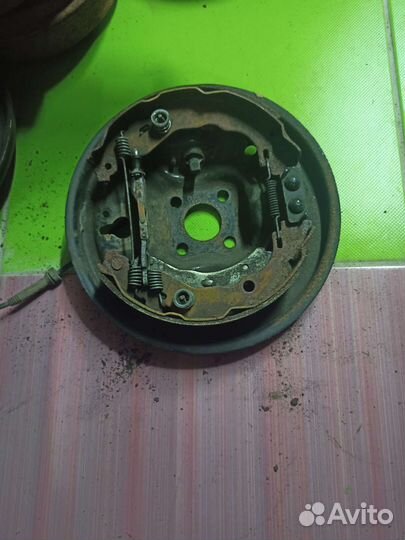 Ступица задняя с барабаном Renault Sandero комплек