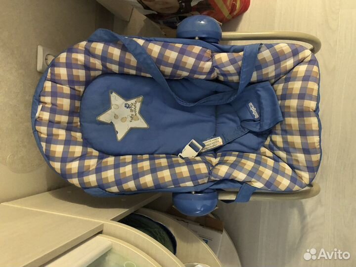 Шезлонг детский