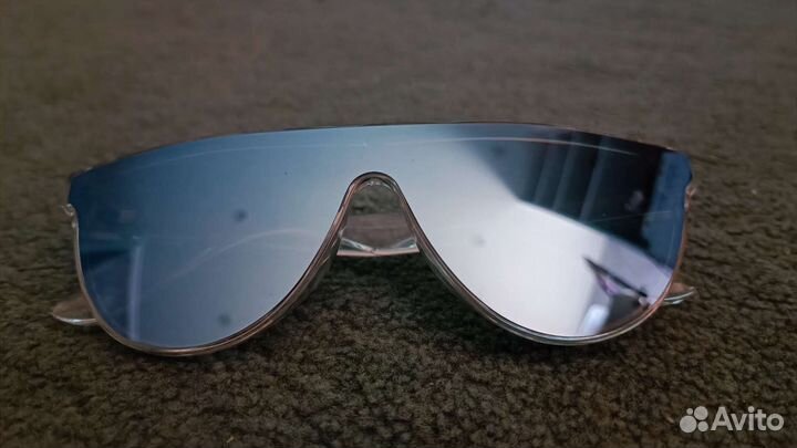 Солнцезащитные очки женские