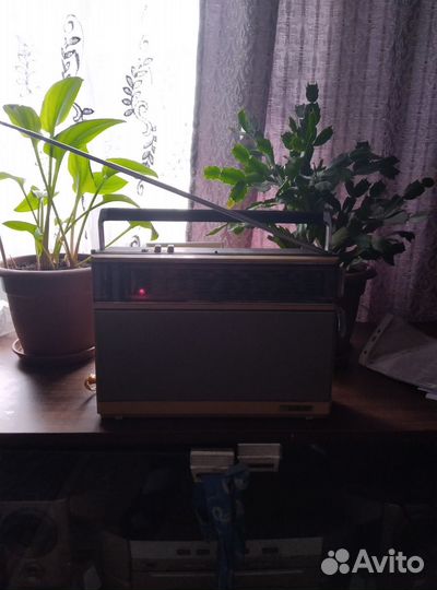 Радиоприемник СССР VEF 214