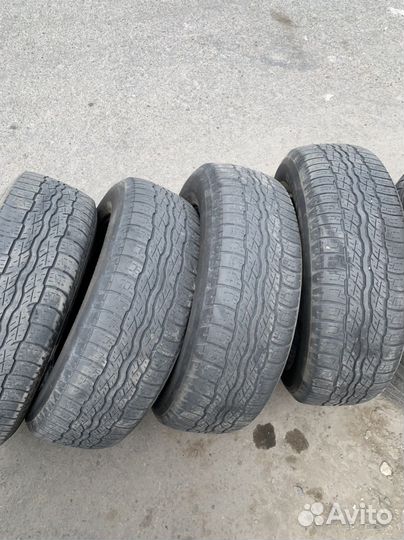 Bridgestone Dueler H/T 687 225/65 R17