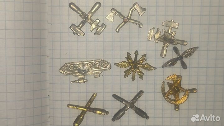 Эмблемы на петлицы и погоны