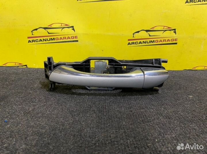 Ручка двери передняя левая Mercedes 211 W211
