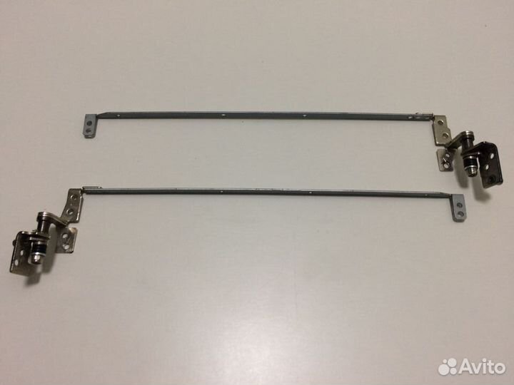 Петли матрицы ноутбука Lenovo G555, G550