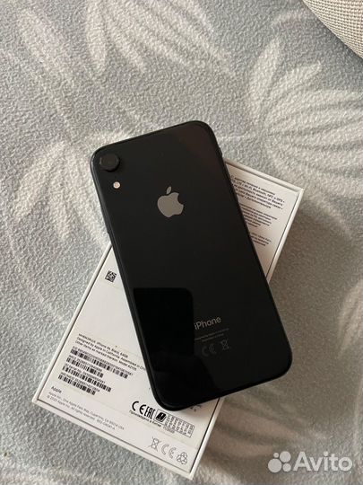 iPhone Xr, 64 ГБ