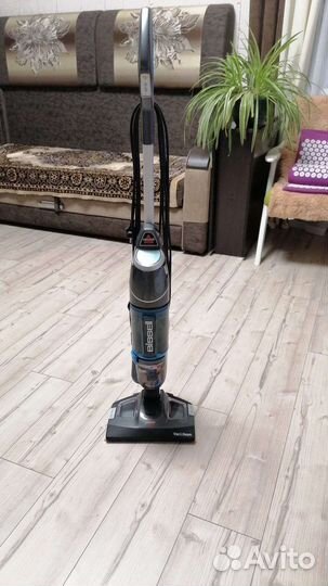 Вертикальный Пылесос Bissell 1977N