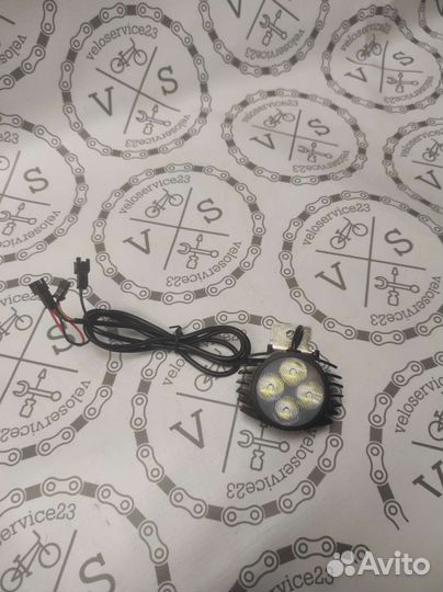 Фара с сигналом для электротехники