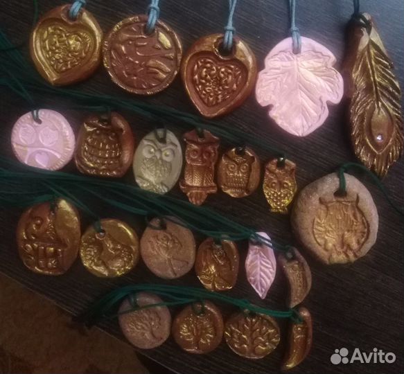 Глиняные кулоны