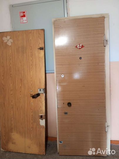 Железная дверь б/у и деревянная