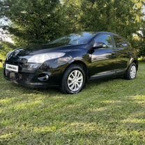 Renault Megane 1.6 MT, 2011, 173 070 км, с пробегом, цена 630 000 руб.