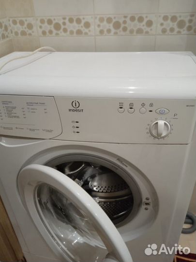 Стиральная машина бу indesit 4кг