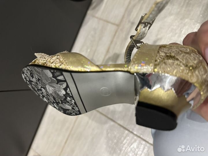 Туфли для девочки 29 размер