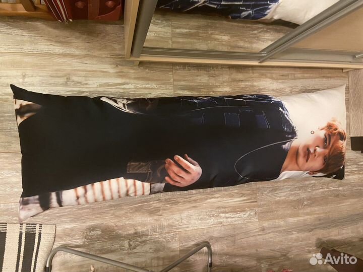 Дакимакура к-поп