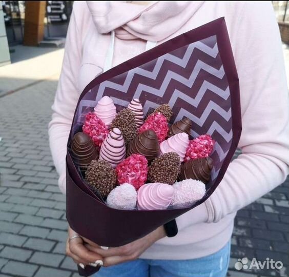 Клубничный букет