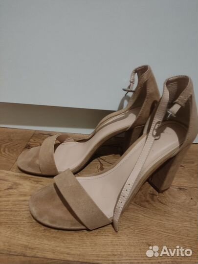 Босоножки женские 38 размер