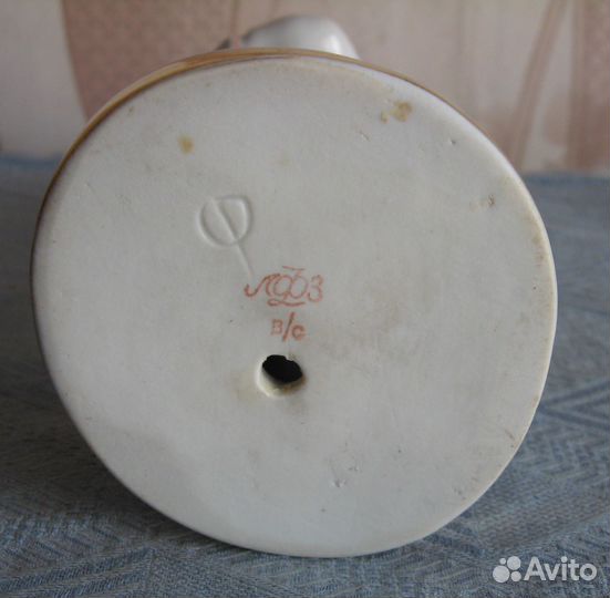 Статуэтка. Фарфор. Лыжница. лфз, высший сорт, Высо