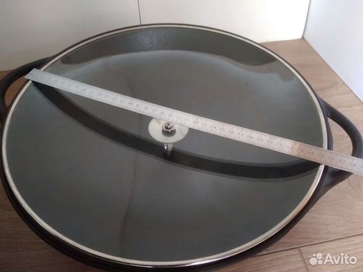 Большая чугунная сковорода BOK