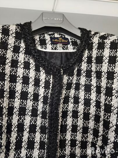 Жакет в стиле шанель