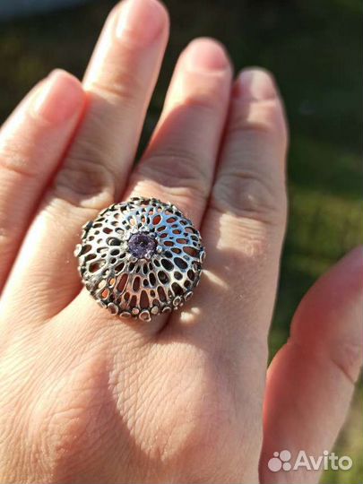 Серебряное кольцо с аметистом 