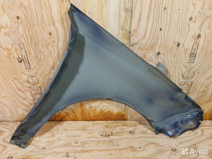 Крыло лев. перед. mazda biante