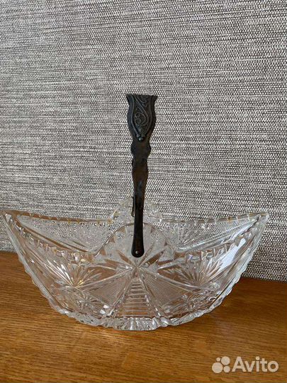 Хрустальная конфетница с мельхиоровой ручкой