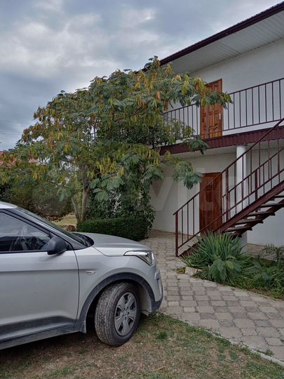 Дом 465,9 м² на участке 10 сот.