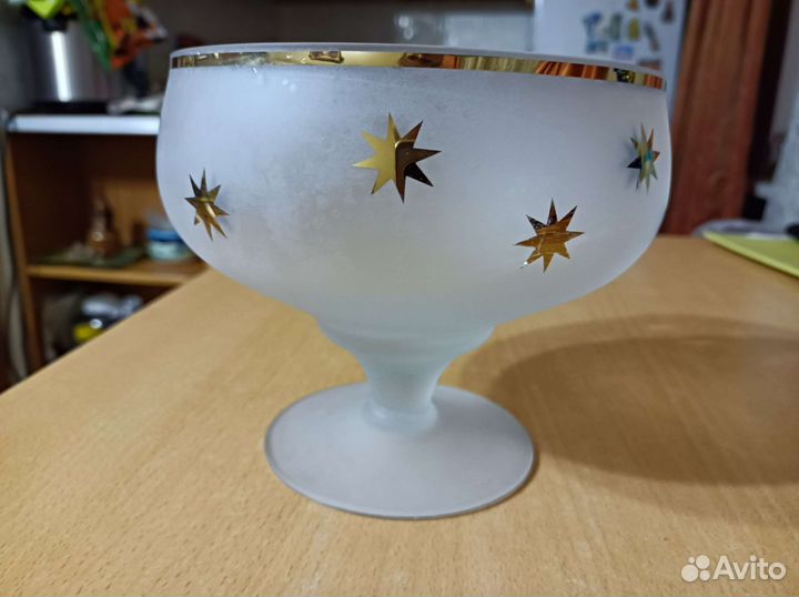 Вазы на ножках
